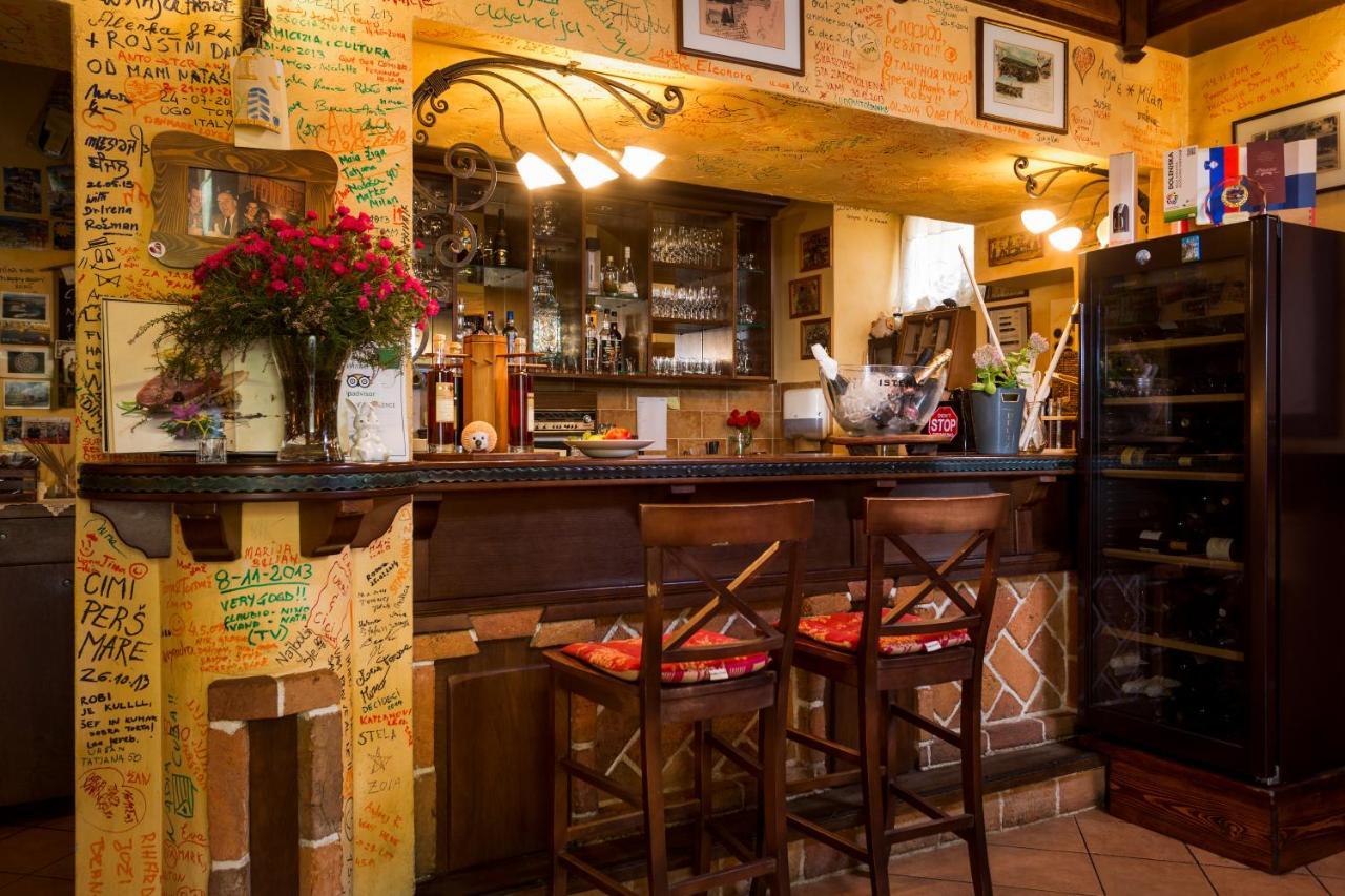 Rooms & Restaurant Ostarija ドレーニスケ・トプリーツェ エクステリア 写真