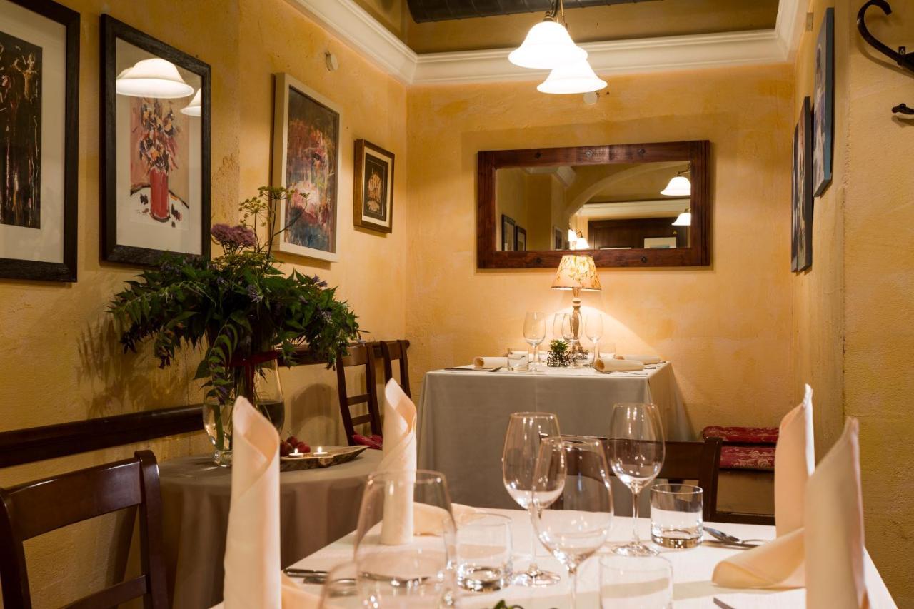 Rooms & Restaurant Ostarija ドレーニスケ・トプリーツェ エクステリア 写真