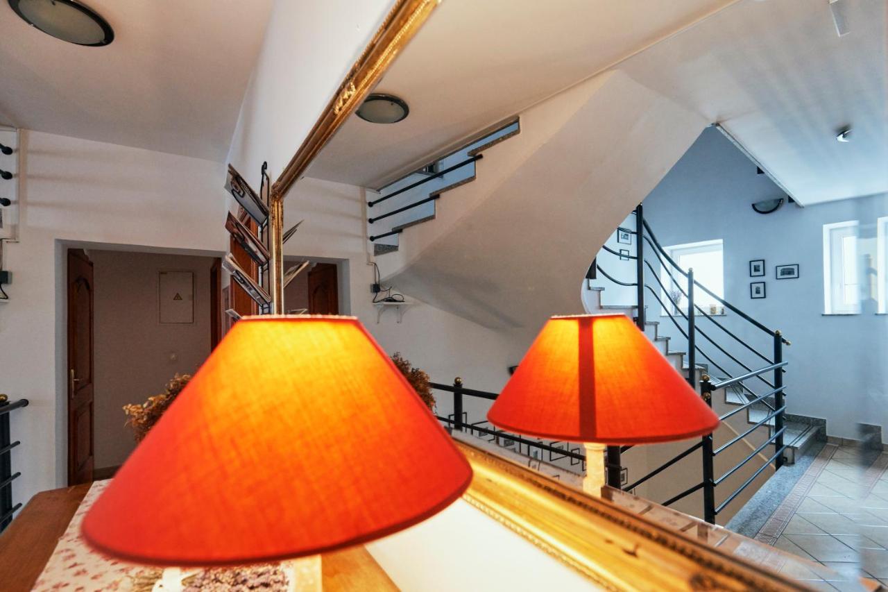 Rooms & Restaurant Ostarija ドレーニスケ・トプリーツェ エクステリア 写真