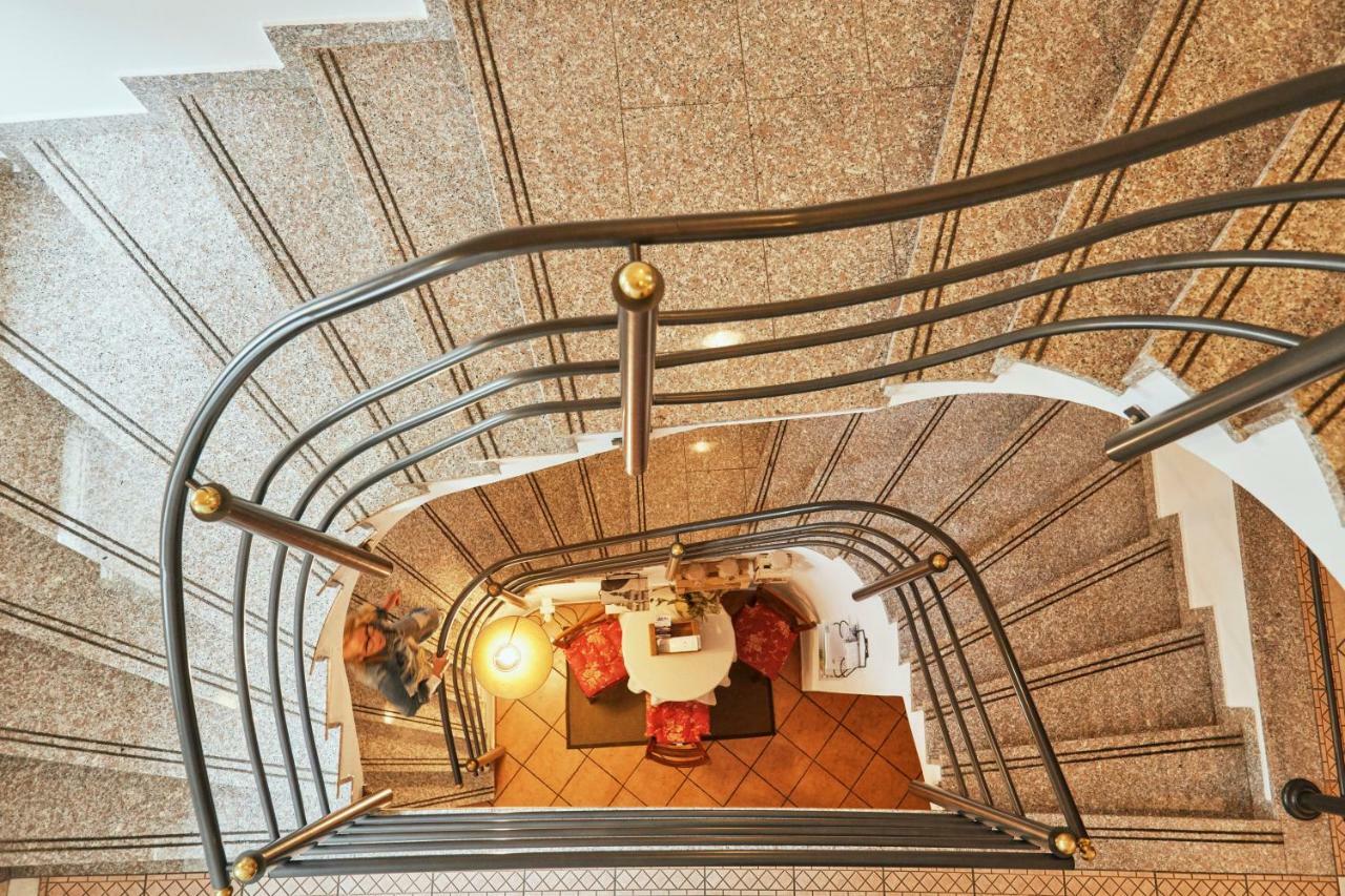 Rooms & Restaurant Ostarija ドレーニスケ・トプリーツェ エクステリア 写真